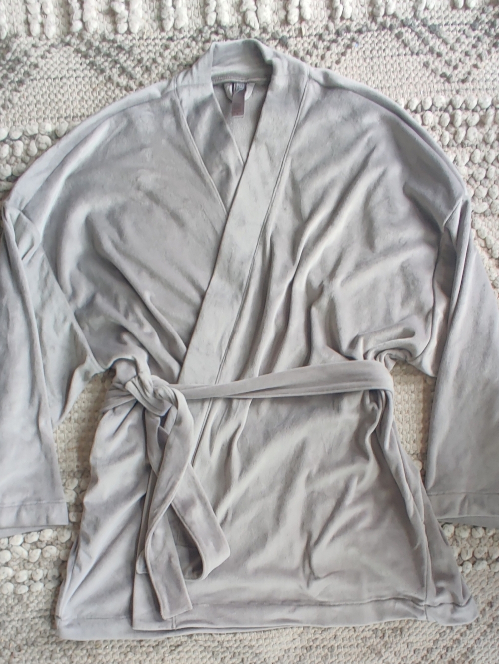 Skims Valour Short Robe In Gray Size Medium - Picture 4 of 6